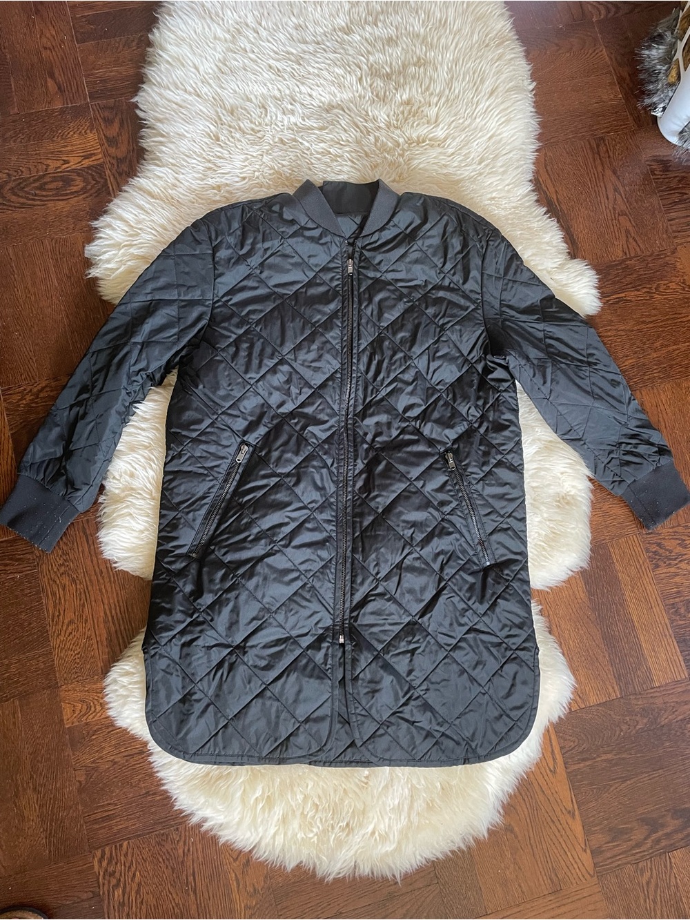 Quilted longline jacket  black diamond quilted Banana republic